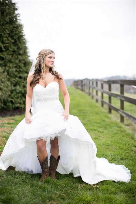 Plus sized wedding dresses (6). country style wedding dresses plus size | Wedding ...