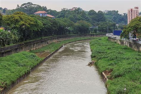 Communities are more aware of river pollution and its prevention, and the importance of separating, recycling and reducing waste. 160 cases of river pollution during MCO - Selangor Journal