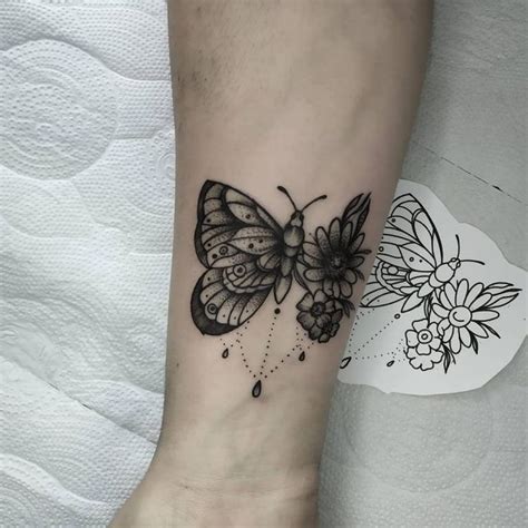 112 Sexiest Butterfly Tattoo Designs In 2020 Next Luxury Butterfly