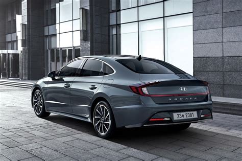The 2021 hyundai sonata has a lower profile and wider stance, coupled with a modern cabin with see how the 2020 sonata sel matches up against the 2020 toyota camry se and 2020 honda. 2020 Hyundai Sonata reveals striking new design ahead of ...