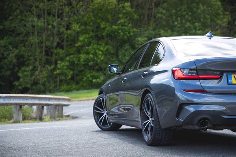 Just like other variants of the current 3 series we've driven in the past, the test vehicle's ride/handling balance is top notch. 2019 BMW 330i M-Sport Review