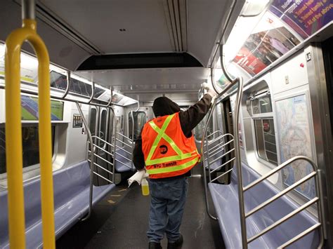 New York Citys Subway Ends 24 Hour Service Amid Pandemic Michigan Radio