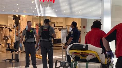 USA Schießerei in Einkaufszentrum Achtjähriger Junge erschossen