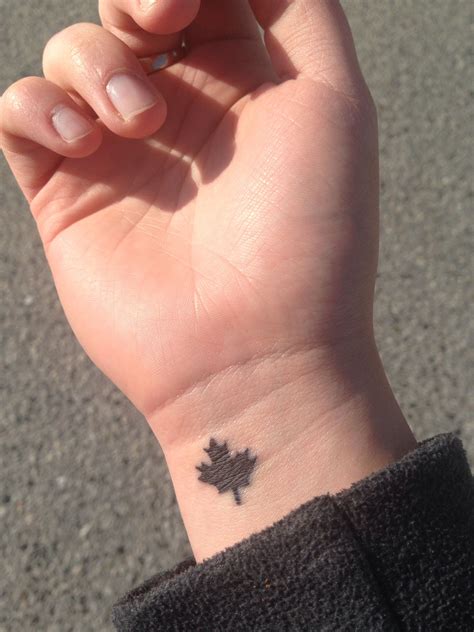 Maple Leaf Tattoo Tattoos Maple Leaf Tattoo Freedom Tattoos