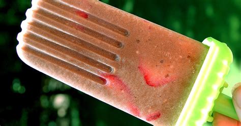 4 ingredient vegan strawberry fudgsicles fitsugar bloglovin