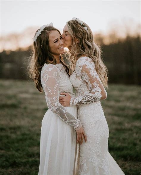 Modern LGBTQ Weddings On Instagram Bryanna Lauren Wife Wife