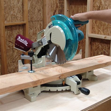 Makita Ls1221 12 Inch Compound Miter Saw Review