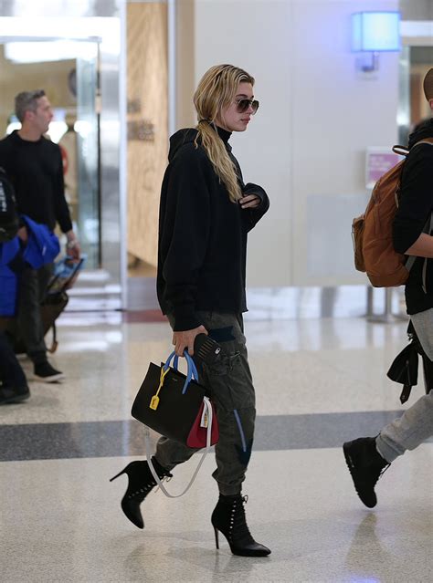 hailey throwbacks on twitter hailey baldwin haileybieber arriving at the airport for the