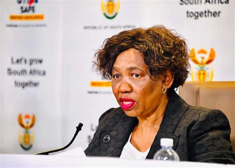 Angie motshekga is a south african politician, appointed minister of basic education in 2009. Afriforum, Sadtu challenge matric exam rewrite in court