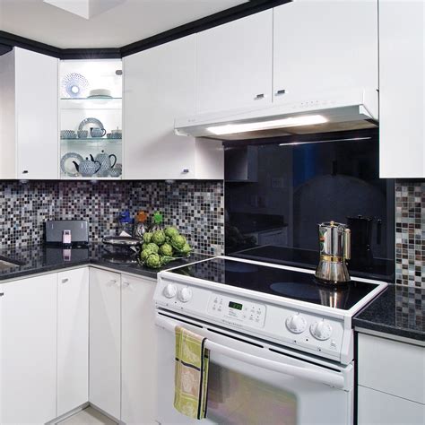 Nos plaques de mosaiques de verre et pierre peuvent être posée en crédence de cuisine, bac à douche, salle de. Mosaïque miraculeuse dans la cuisine - Cuisine - Avant après - Décoration et rénovation ...