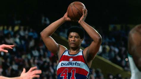Wes Unseld Hall Of Fame Center Dies Aged 74 Basketball News