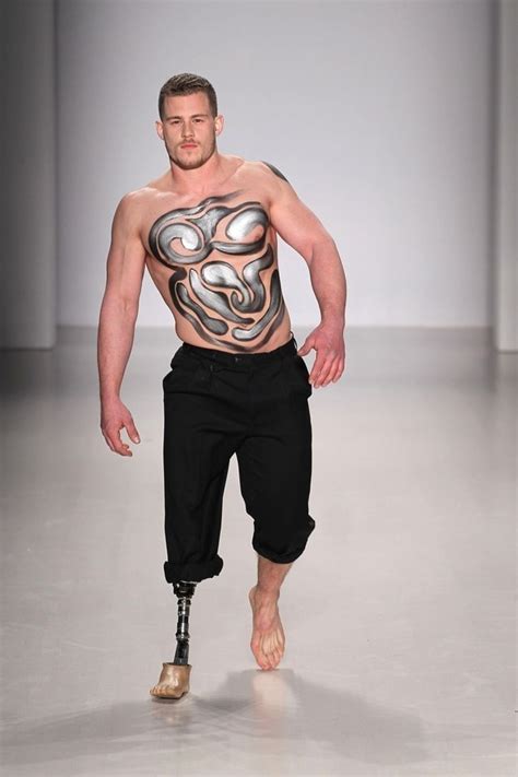 First Ever Models With Disabilities Grace The Catwalk In New York Fashion Week