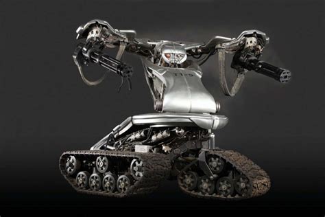 Terminator 3 Featurette Showcases The T1 9 Robots Giant Freakin Robot