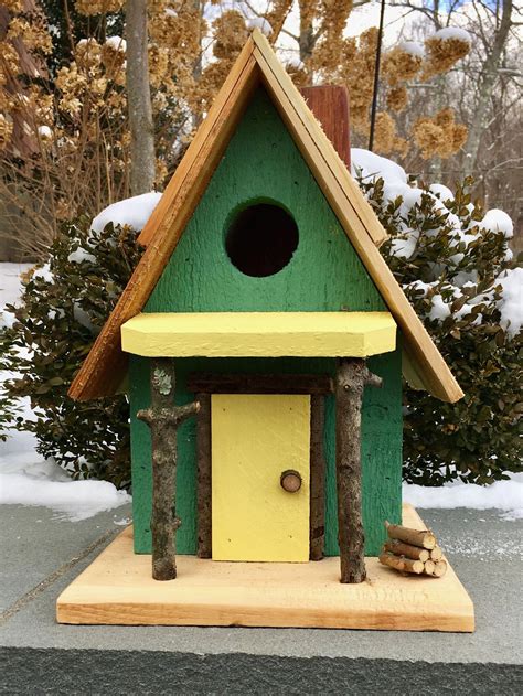 Robin's or cardinals don't like enclosed spaces, . Free Birdhouse Plans for Cardinals Unique Cardinal ...