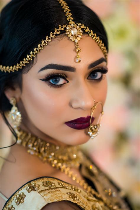Now you can find all your favourite collections online! Simply Navabi Collection | Indian bridal jewelry sets ...