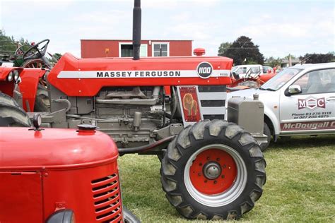 Massey Ferguson 1100 2017 07 11 Tractor Shed