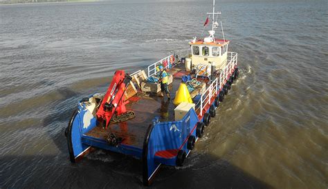 Multi Role Vessels And Workboats Carmet Tugs Workboat Services