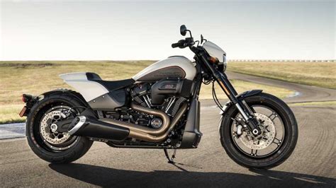 Harley Davidson Launches New Cruiser Cvo Motorcycles For 2019