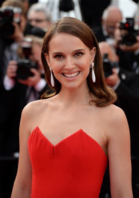 Natalie has been a vegetarian since she was just 8 natalie had to miss the premiere of the 1999 star wars: 25 Best Image of Natalie Portman