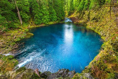 The Blue Pool Is One Amazing Place In Oregon You Need To See For Yourself