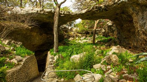 Natural Bridge Caverns Holiday Rentals Cabins And More Vrbo