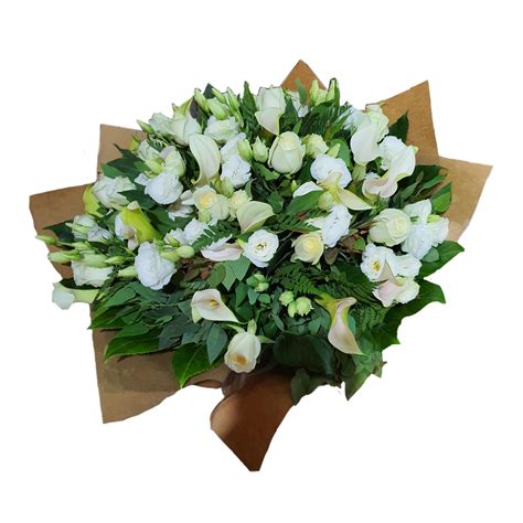 Boho Inspired White Bouquet משלוח פרחים לכל הארץ והעולם פרחי גורדון