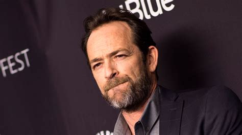Luke Perry Dead Beverly Hills 90210 And Riverdale Star Was 52