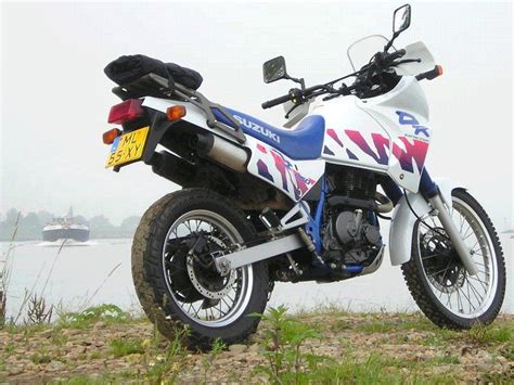 Plus suzuki adventure bike specs, owner ratings and much more. Suzuki DR 650 RSE | Adventure bike, Motorcycle, Bike