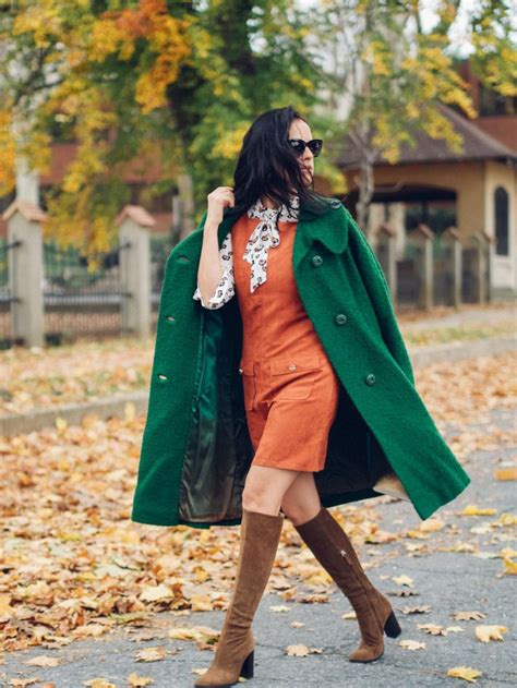 How To Wear The Forest Green Trend Glam Radar Green Coat Winter