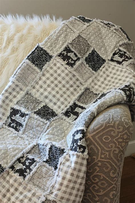 This Easy Flannel Rag Quilt Is So Adaptable Quilting Digest Quilting