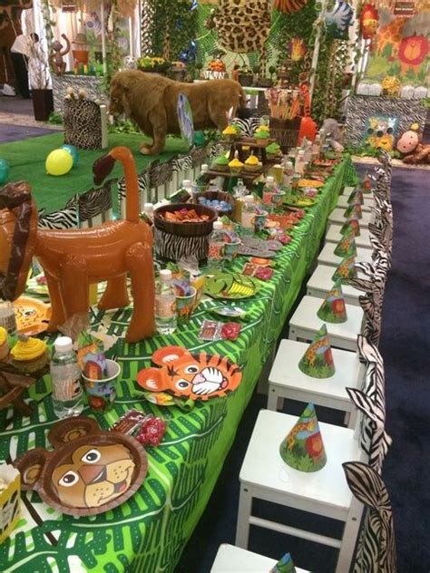 Incredible Jungle Safari Birthday Party See More Party Ideas At Catchmyparty Safari Theme