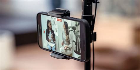 8 Things You Need To Start Vlogging On Your Smartphone Uk Digitala