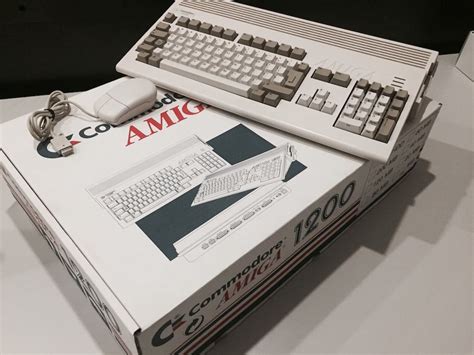 Amiga 1200 Box Commodore Computers Old Technology Commodore