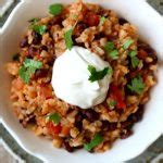 Using the slow cooker to cook the rice and then heat together the chopped peppers, green chiles, and black beans kept the house cool, and i thought one of these mexican bowls made a perfect summer dinner. Slow Cooker Mexican Black Beans and Rice - 365 Days of Slow Cooking and Pressure Cooking