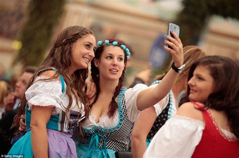 oktoberfest munich 2015 world s largest beer festival facts and photo reckon talk