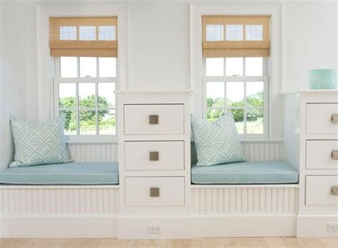 Schaffen sie mit der gebogenen sitzbank einladende strukturen in ihren räumlichkeiten oder im außenbereich! Fensterbank Innen - 30 Beispiele, wie Sie die Fensterbank ...