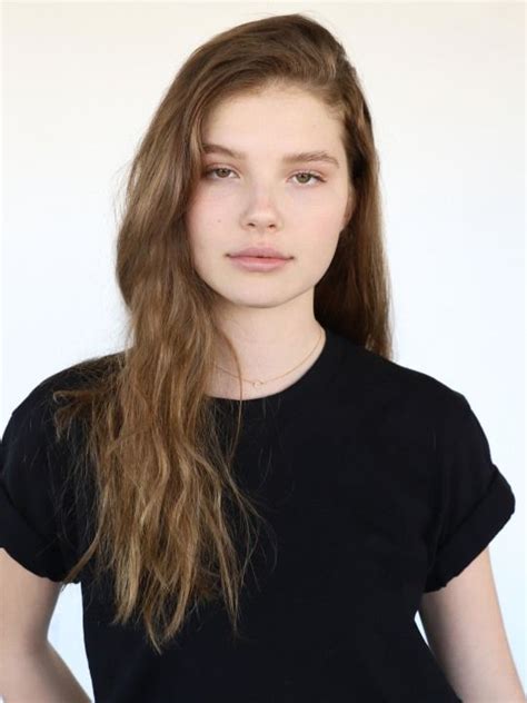 Next Los Angeles Ellie Thumann Model Polaroids Img Models