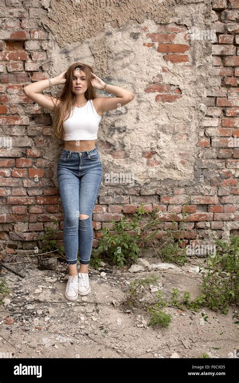 Jeans Simple Photoshoot Poses For Girls Img Pansy