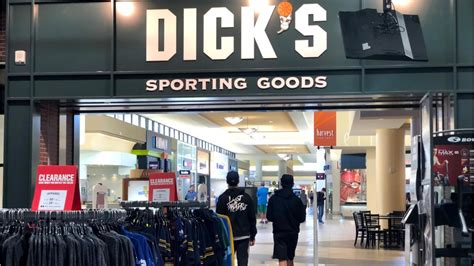 Dicks Sporting Goods To Phase Out Hunting Departments In Over 400 Stores
