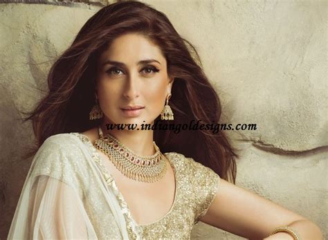 Gold And Diamond Jewellery Designs Kareena Kapoor In Malabar Ad
