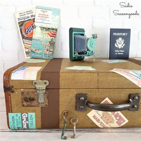 Fixing Up A Vintage Suitcase Antique Suitcase Into Vintage Home Decor