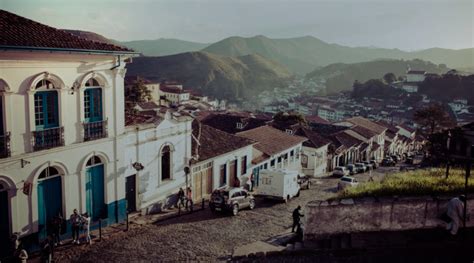 It ranks as the second most populous, the third by gross domestic product (gdp), and the fourth largest by area in the country. Doença desconhecida causa morte em Minas Gerais | AMAZÔNIA ...