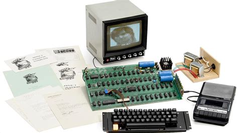 Apple 1 Computer Sells For 671000 At Auction Pursuitist
