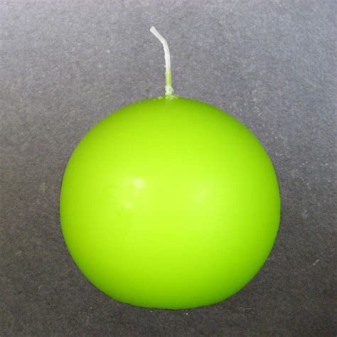 8cm Diameter Kiwi Lime Green Ball Candles