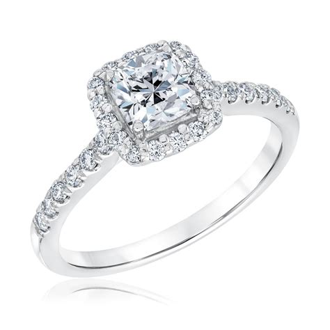 15 The Best Engagement Ring Sets Under 500
