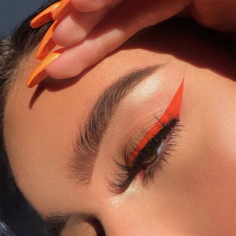 Neon Orange Liner Eye Makeup Artistry Makeup Makeup Trends