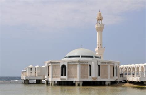 Masjid Terapung Picture Of Floating Mosque Jeddah Tripadvisor