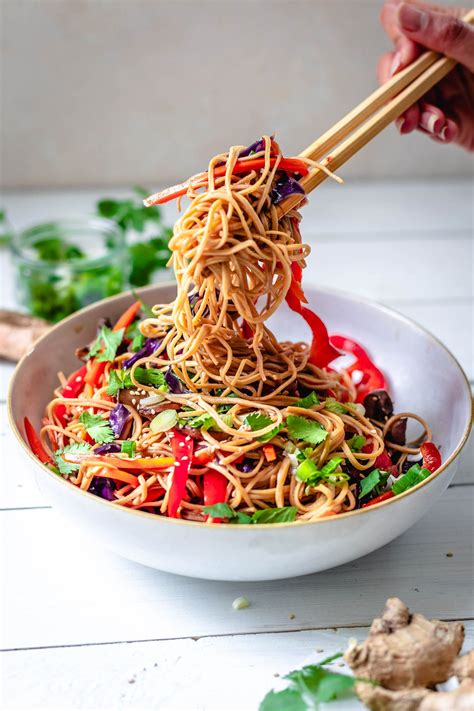 Quick And Easy Vegetable Lo Mein Vegan Recipe Two Spoons