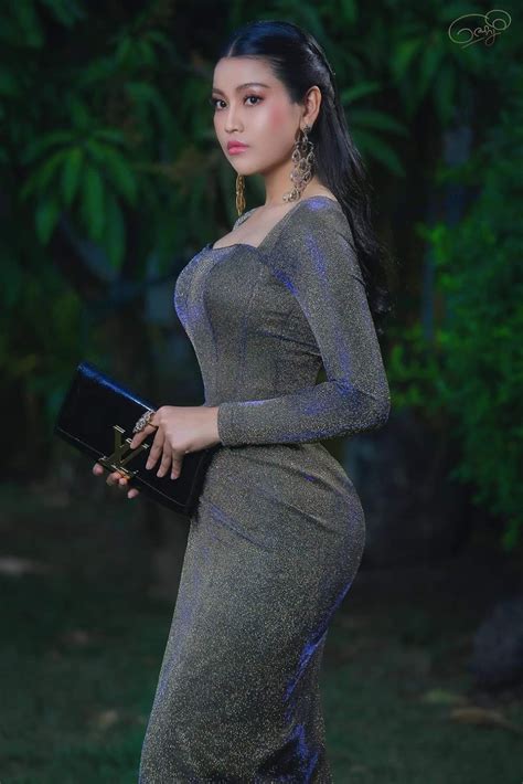 Ei Chaw Po A Kate Blogger အကိတ်ဘလော့ဂါ