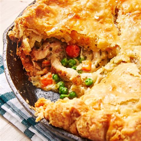 Scopri ricette, idee per la casa, consigli di stile e altre idee da provare. Turkey Pot Pie Is Meant For More Than Leftovers | Recipe ...